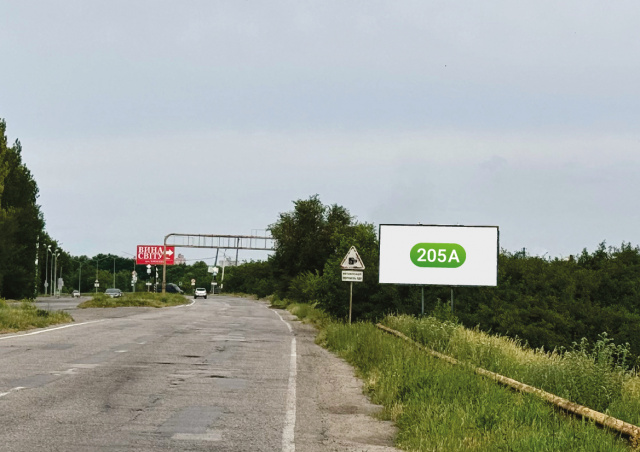 Щит 6x3,  вул. Тиражна, перед поворотом на Осипенківський