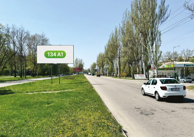 Щит 6x3,  вул. Космічна, автосалон, в місто